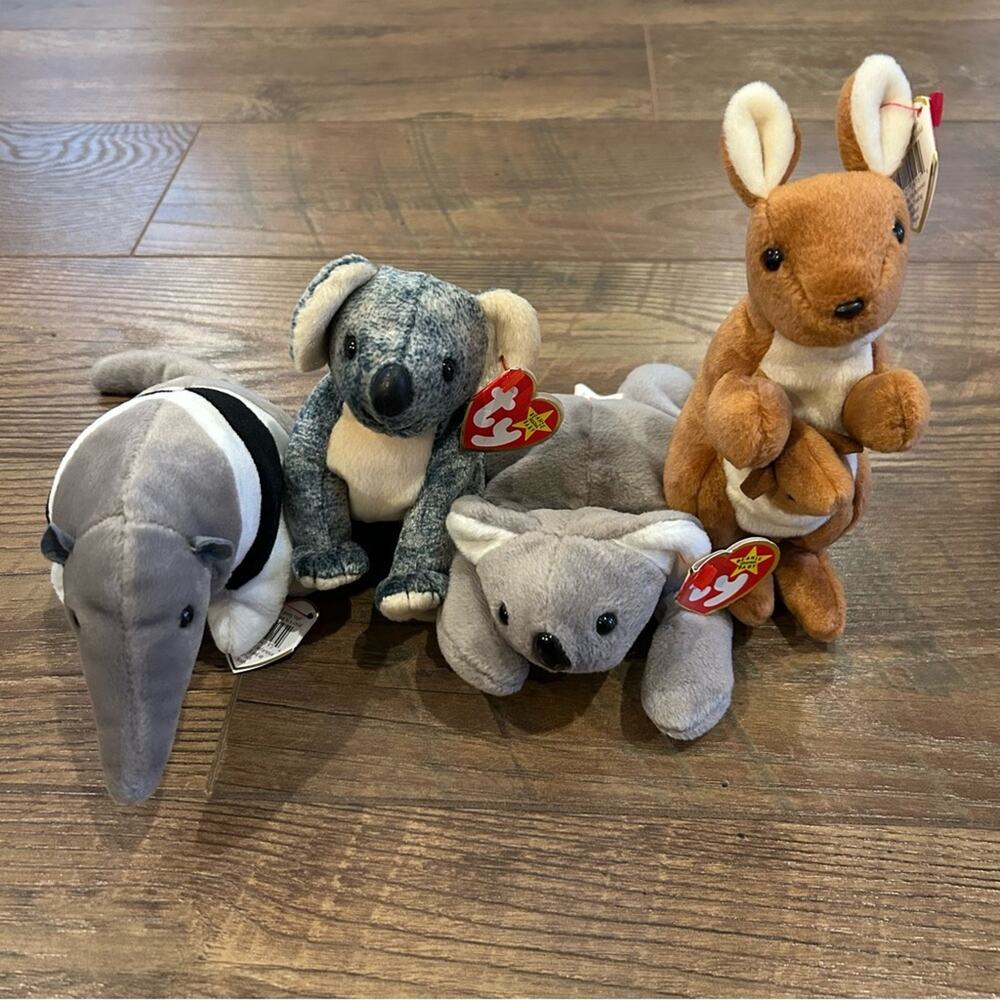 Lot of 4 Ty Beanie Babies Mel, Ants, Pouch & Eucalyptus